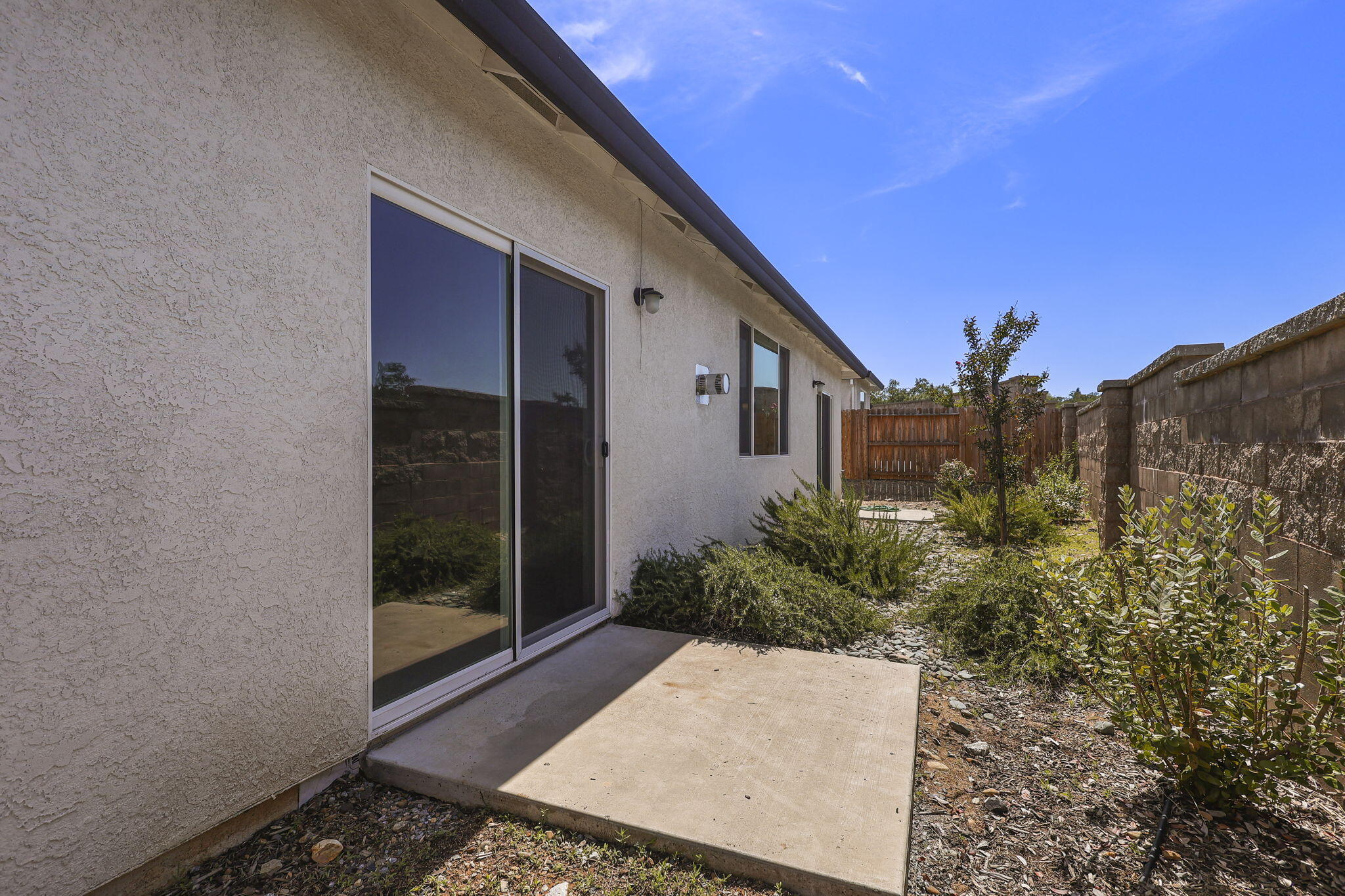 150 Trek Lane Redding, CA 96003 - Photo 29 of 29 Backyard