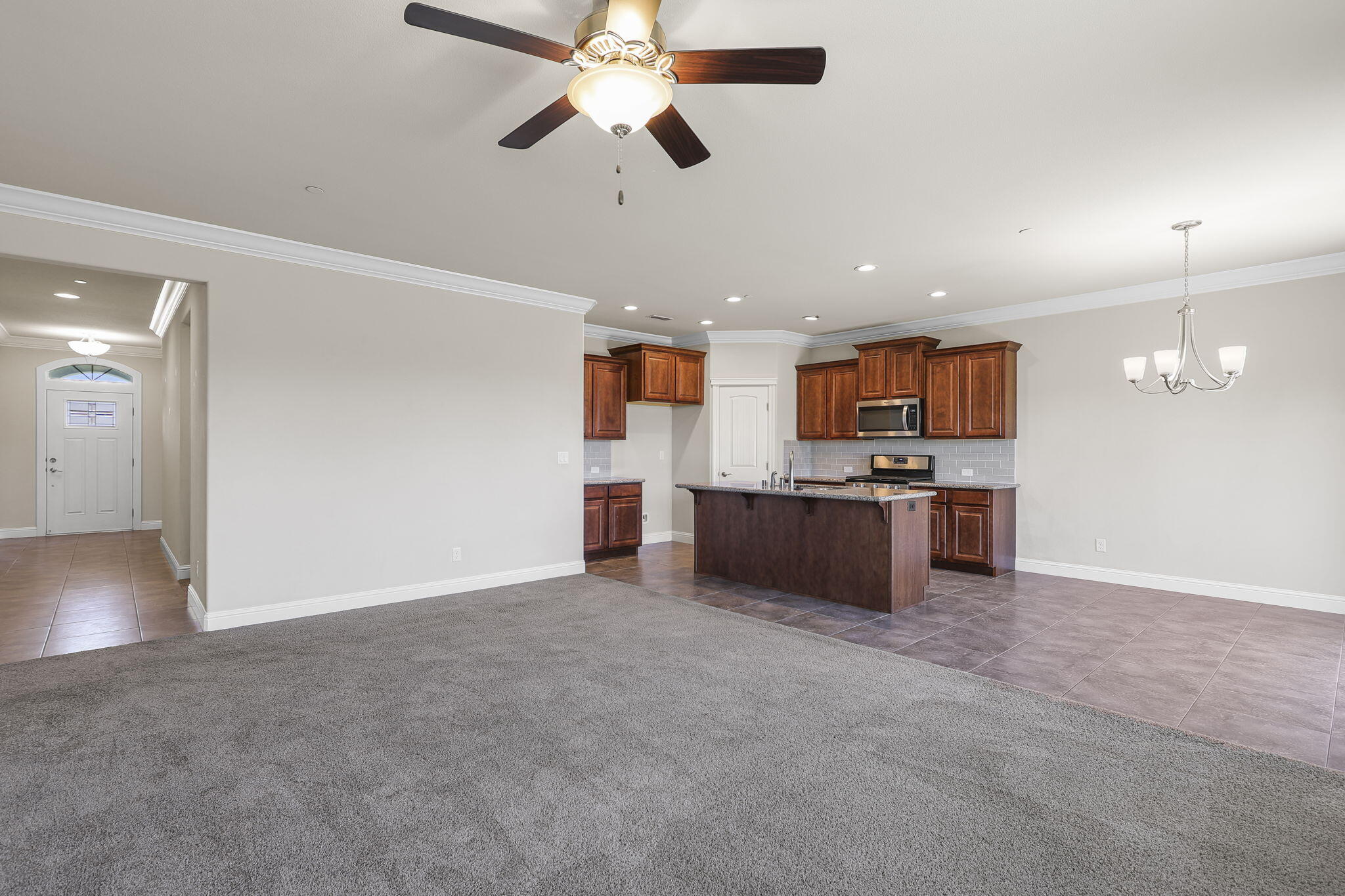 150 Trek Lane Redding, CA 96003 - Photo 5 of 29 Living Room