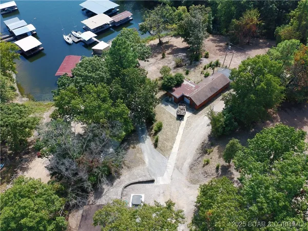 $3,500,000 | 14 Shady Oaks Drive, Eldon, MO 65026