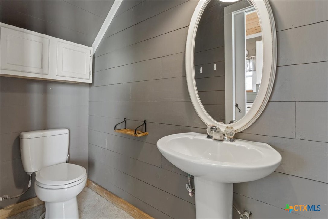 15629 Romberg Road Holland, TX 76534 - Photo 25 of 48 spare bathroom, downstairs