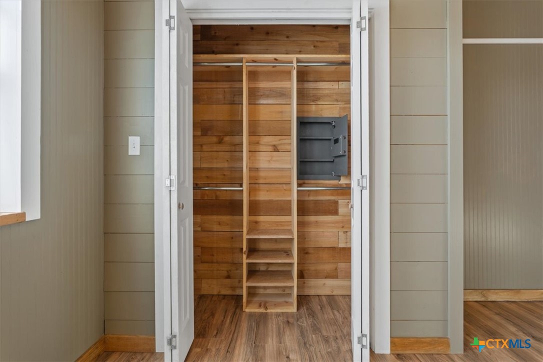 15629 Romberg Road Holland, TX 76534 - Photo 29 of 48 primary closet