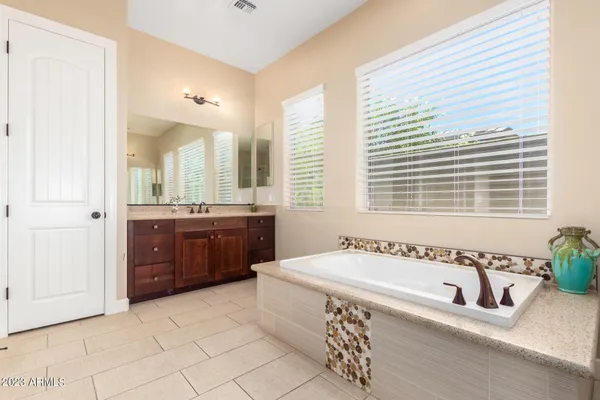 $4,800 | 10924 North 136th Place, Scottsdale, AZ 85259