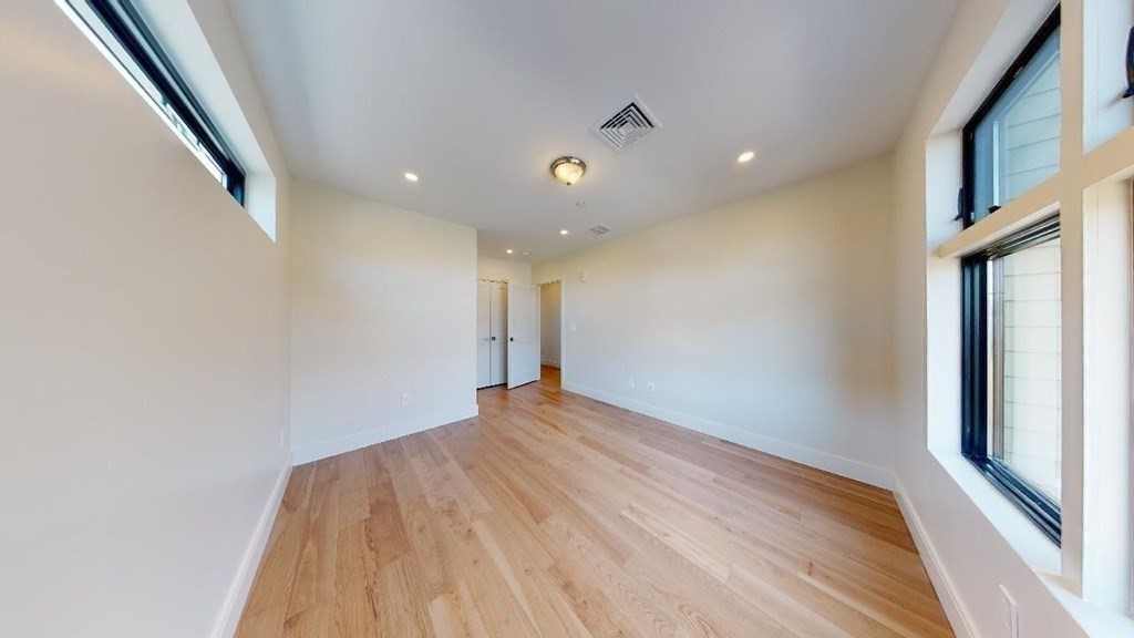 41 Gladstone Street, Unit 2 Boston, MA 02128 - Photo 14 of 30