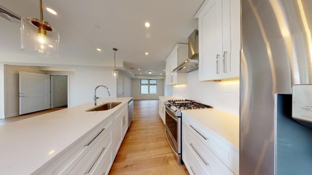 41 Gladstone Street, Unit 2 Boston, MA 02128 - Photo 18 of 30