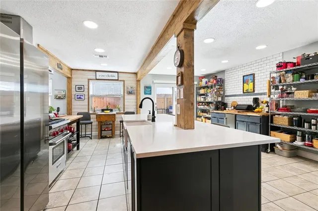 $275,900 | 2 Bradley Place, Kenner, LA 70065