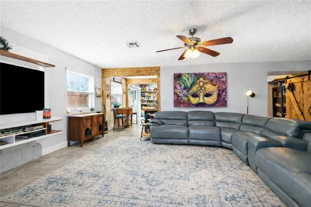 $275,900 | 2 Bradley Place, Kenner, LA 70065