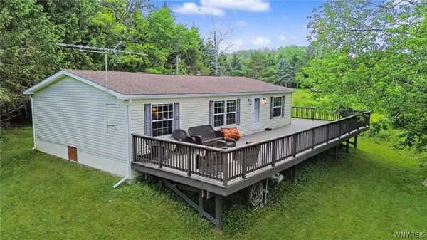 $299,900 | 8148-8130 Healy Road, Farmersville, NY 14737