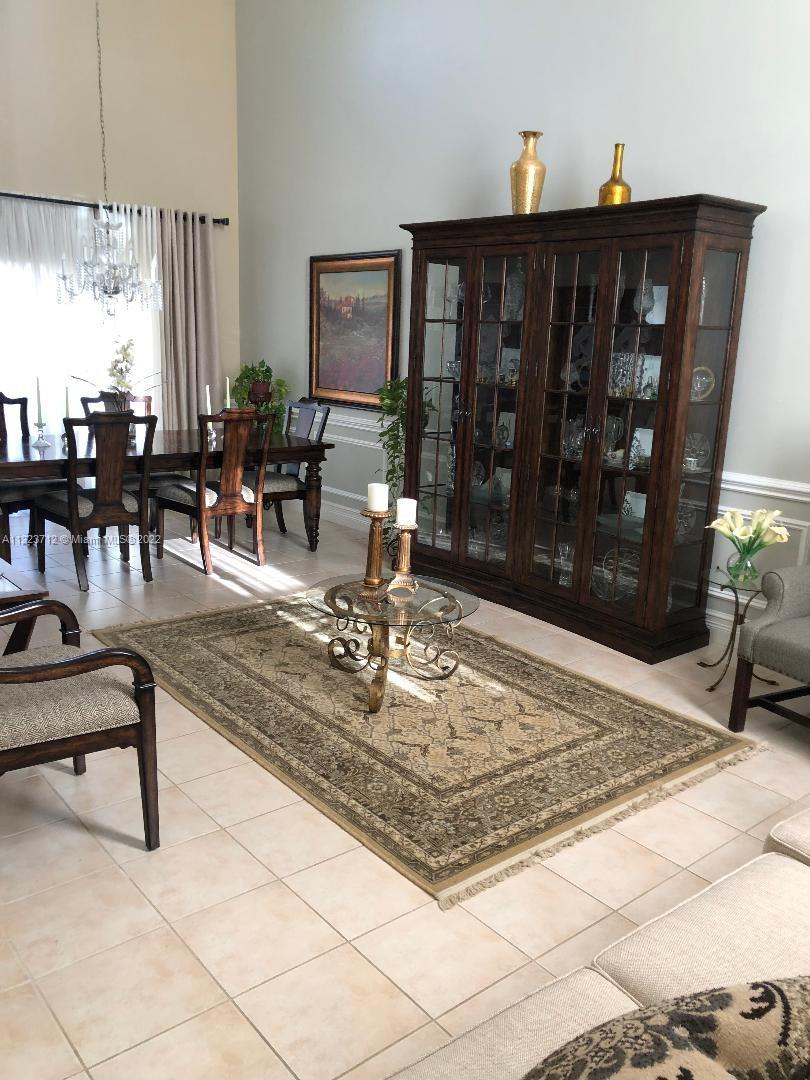 River Run Miramar, FL 33025 - Photo 5 of 23 a living room with furniture