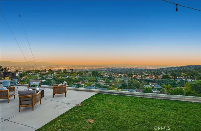 $2,400,000 | 26602 Fond Du Lac Road, Rancho Palos Verdes, CA 90275