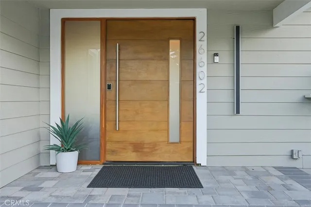 $2,400,000 | 26602 Fond Du Lac Road, Rancho Palos Verdes, CA 90275