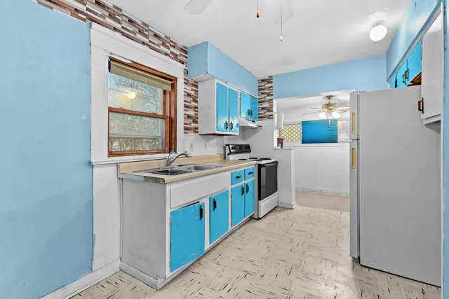 $70,000 | 909 Baker Street, Lansing, MI 48910