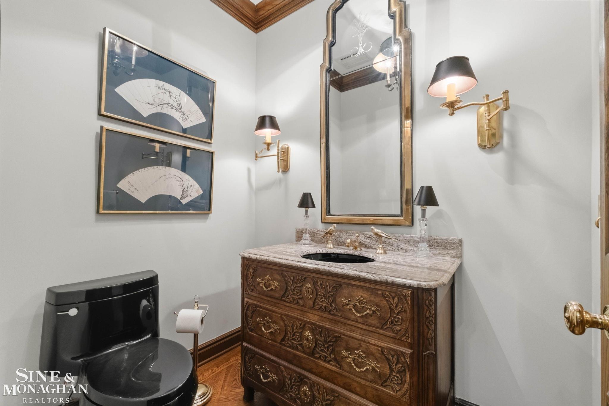 121 Vendome Road Grosse Pointe, MI 48236 - Photo 10 of 48 Gallery Image 10
