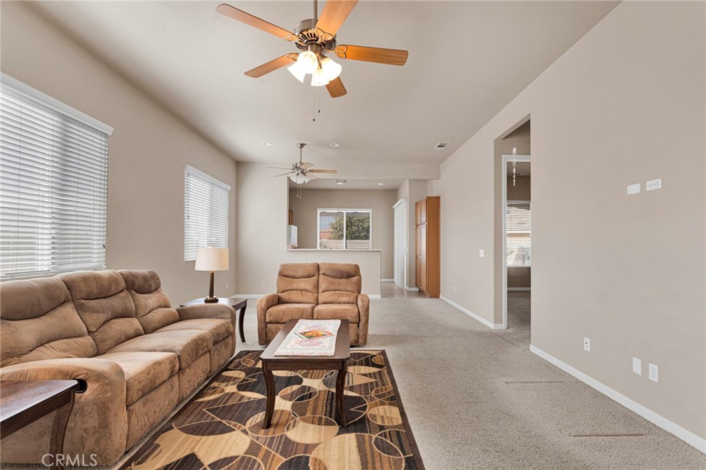 10149 Darby Road Apple Valley, CA 92308 - Photo 7 of 46