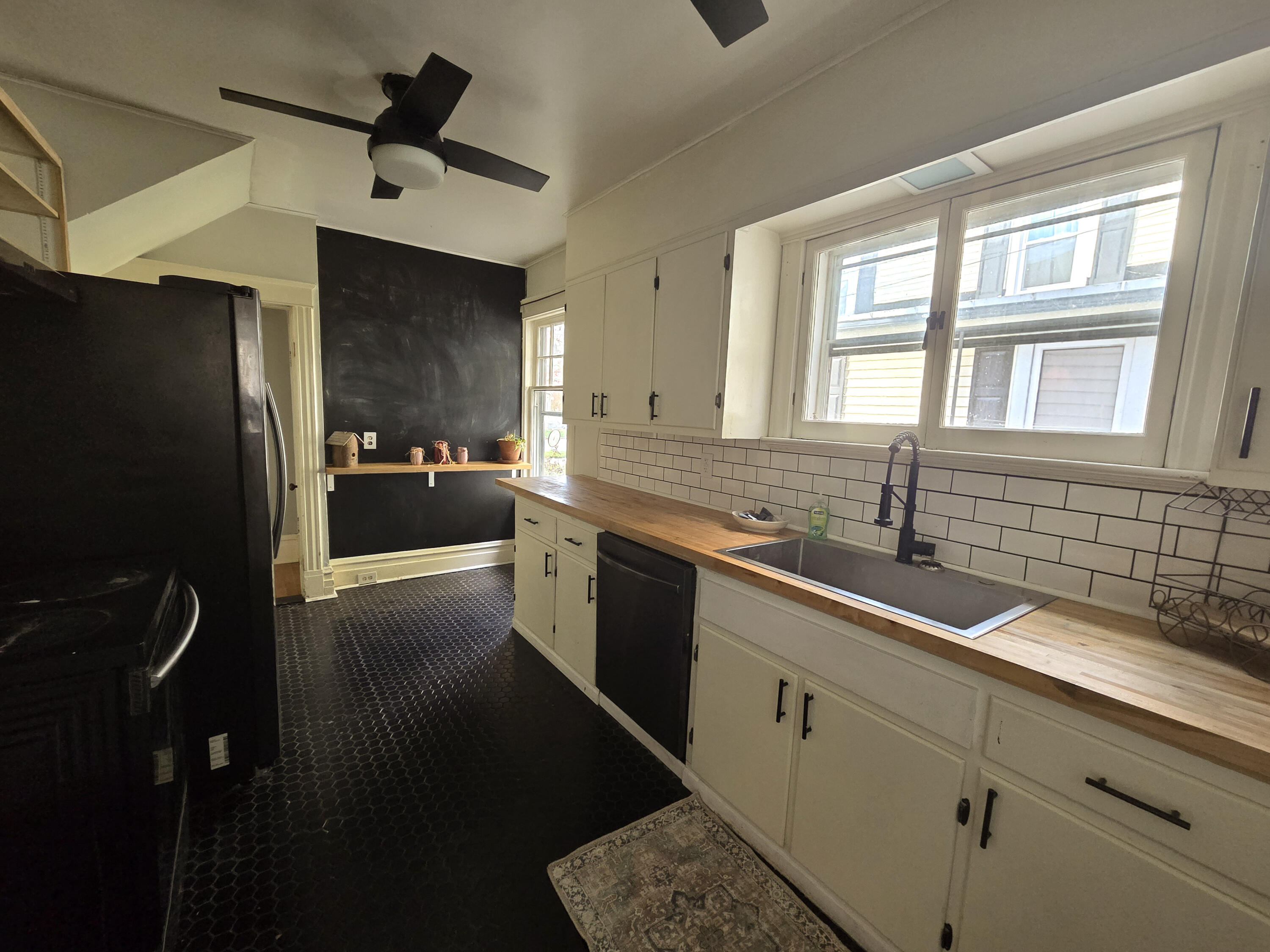 10 Addoms Street Plattsburgh, NY 12901 - Photo 8 of 31