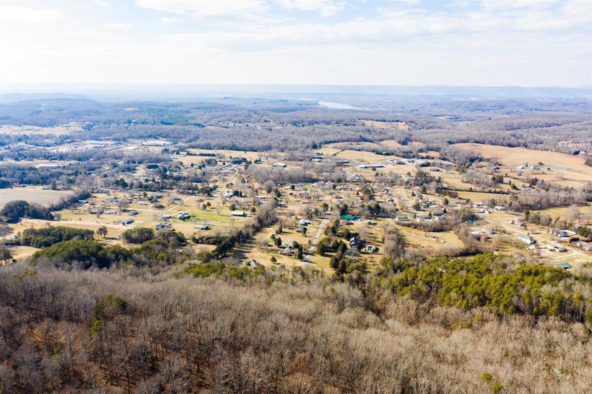 Guinn Narrows Road Decatur, TN 37322 - Photo 14 of 24 13-573-Meadowview-Ln-Decatur-TN-13