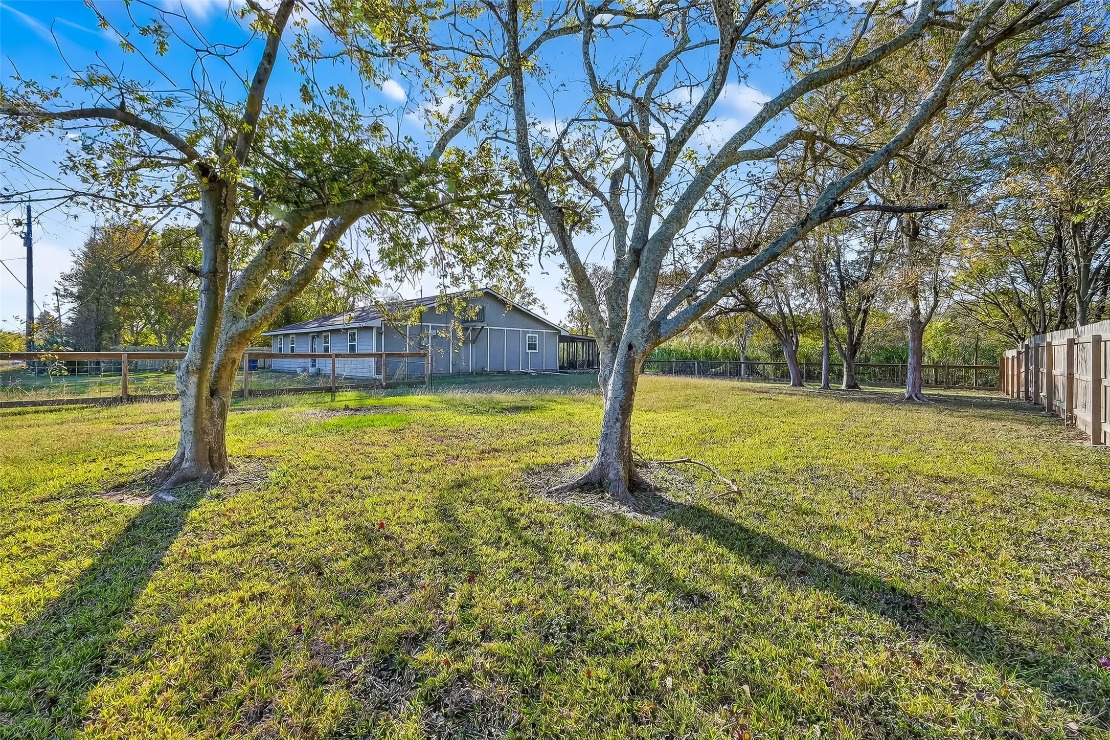 1910 Duncan Drive Oyster Creek, TX 77541 - Photo 34 of 42