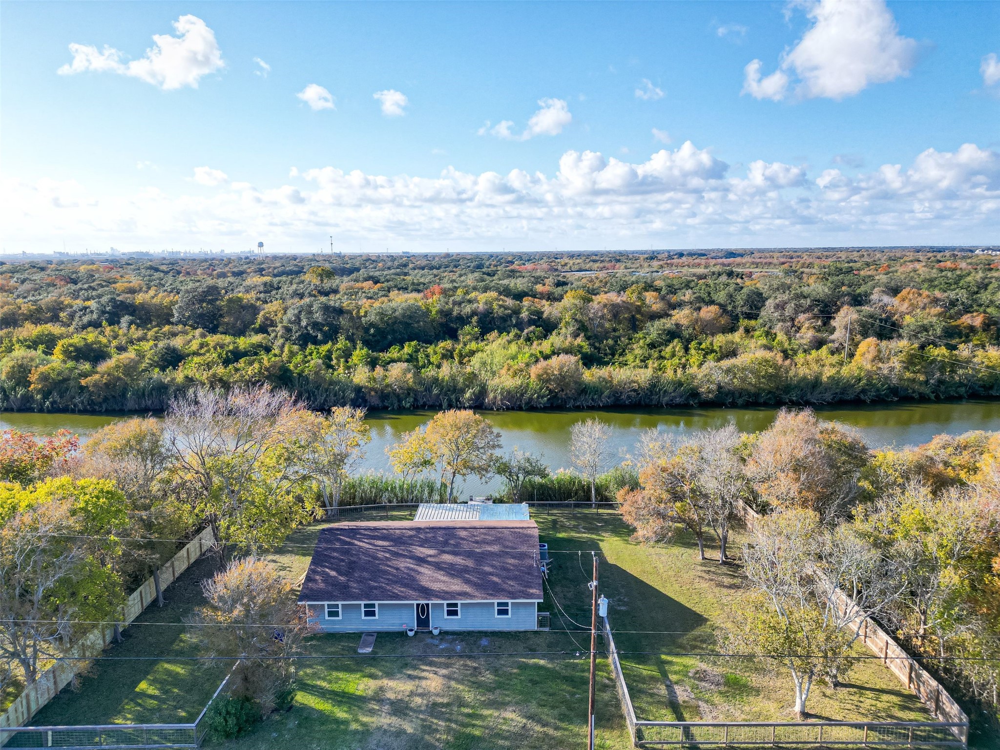 1910 Duncan Drive Oyster Creek, TX 77541 - Photo 38 of 42
