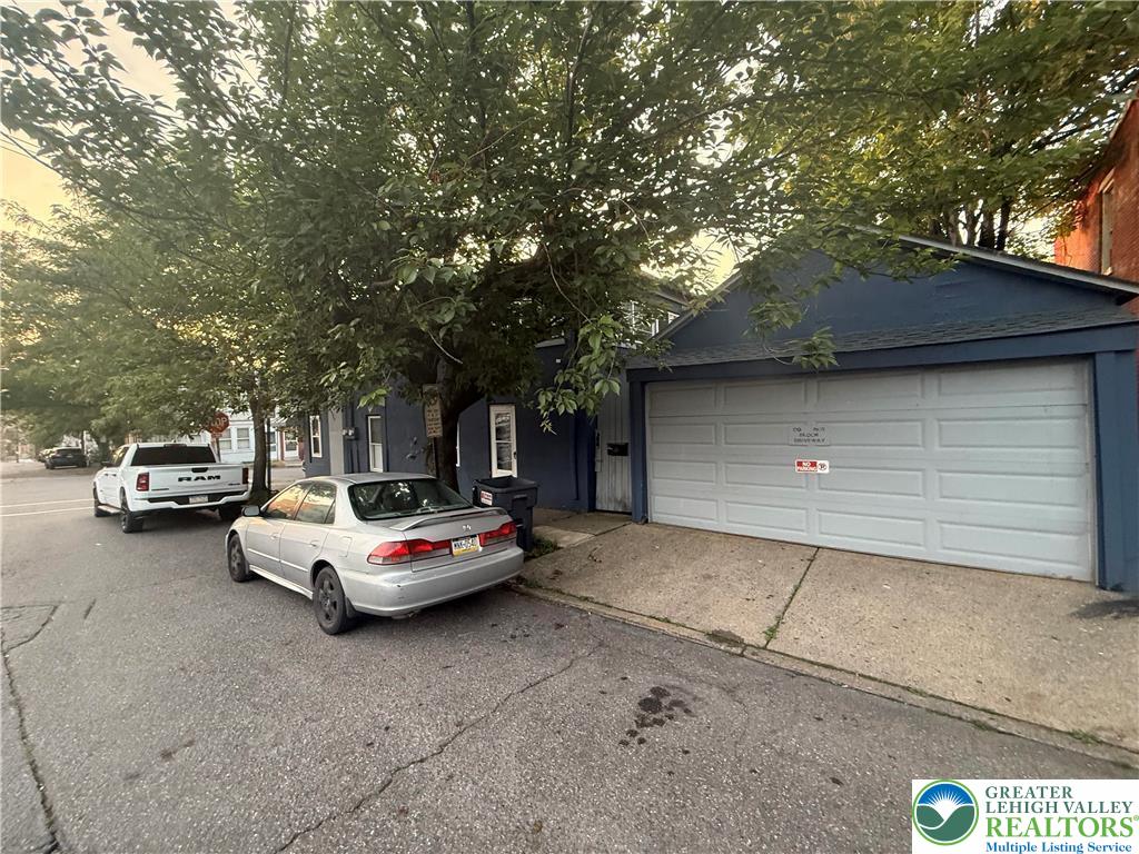 539 Atlantic Street Bethlehem, PA 18015 - Photo 12 of 12 a car parked in front of a house