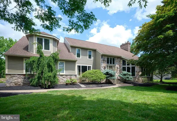$1,315,000 | 9 Skyview Drive, Ivyland, PA 18974