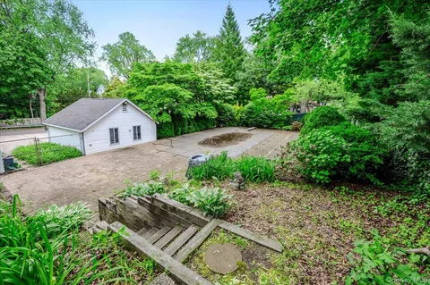 $889,000 | 36 Seaview Avenue, Northport, NY 11768