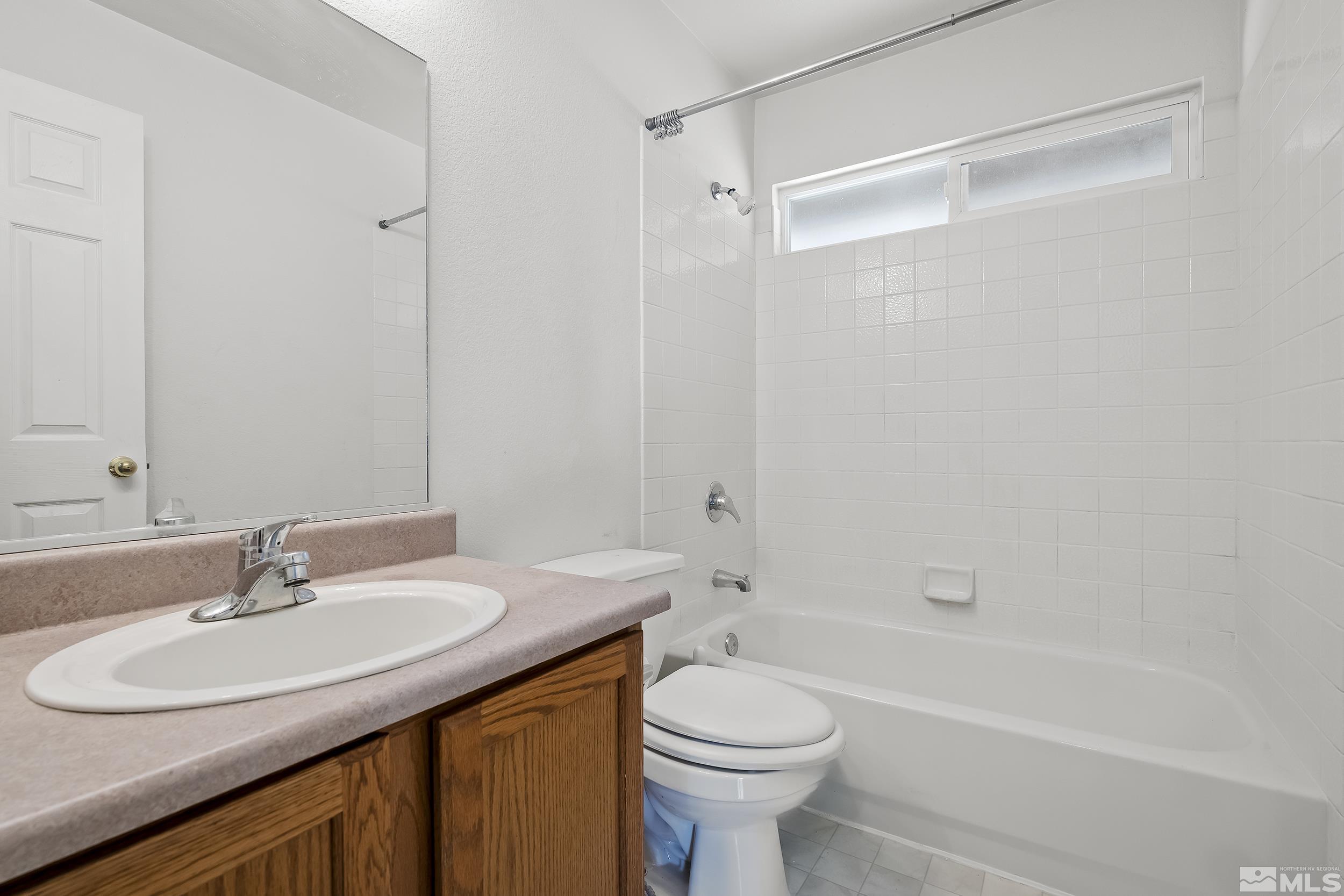 987 Rook Way Sparks, NV 89441 - Photo 12 of 17 Photo 12