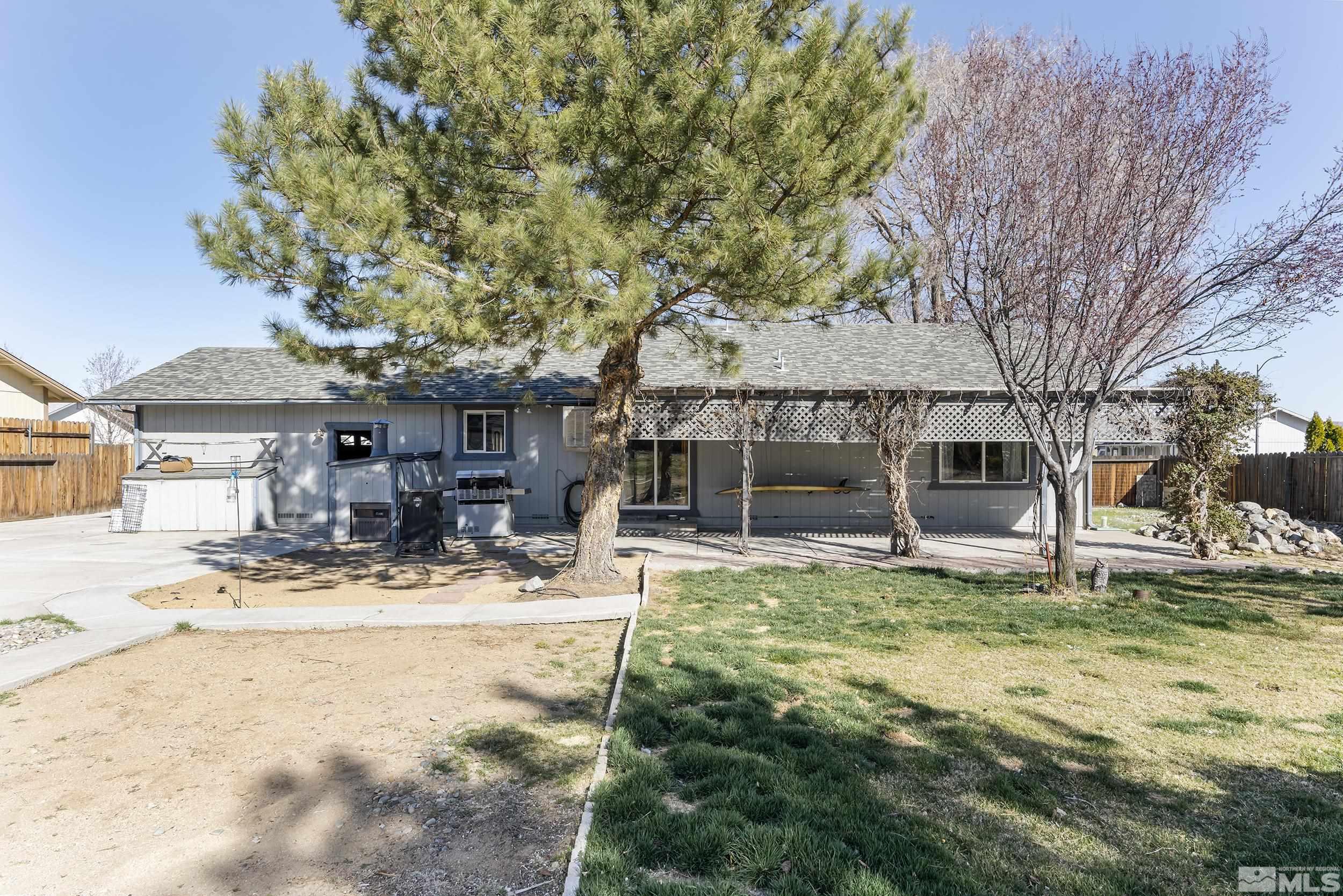 987 Rook Way Sparks, NV 89441 - Photo 14 of 17 Photo 14