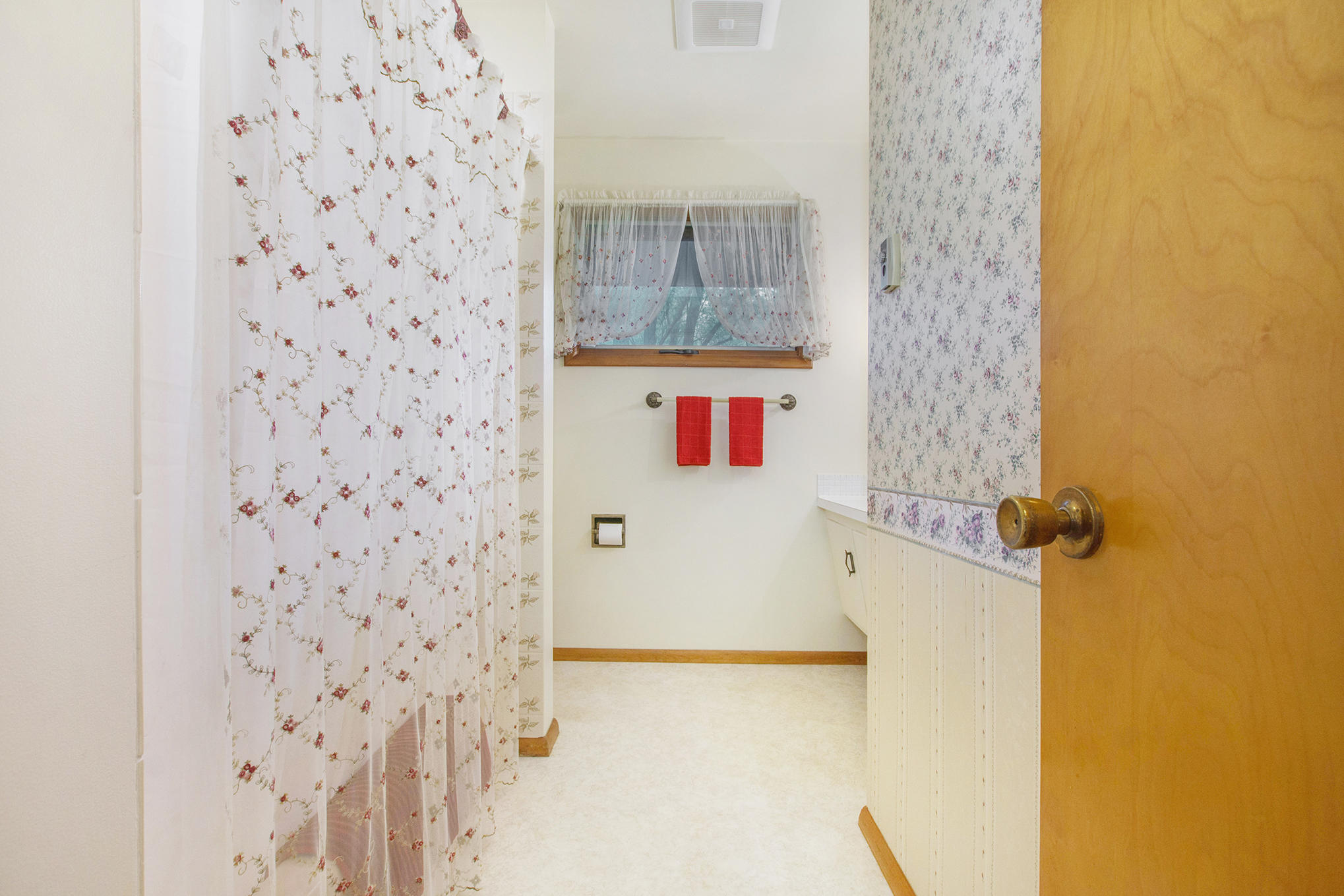 8289 Chapel Road Niles, MI 49120 - Photo 11 of 27 DSC04857