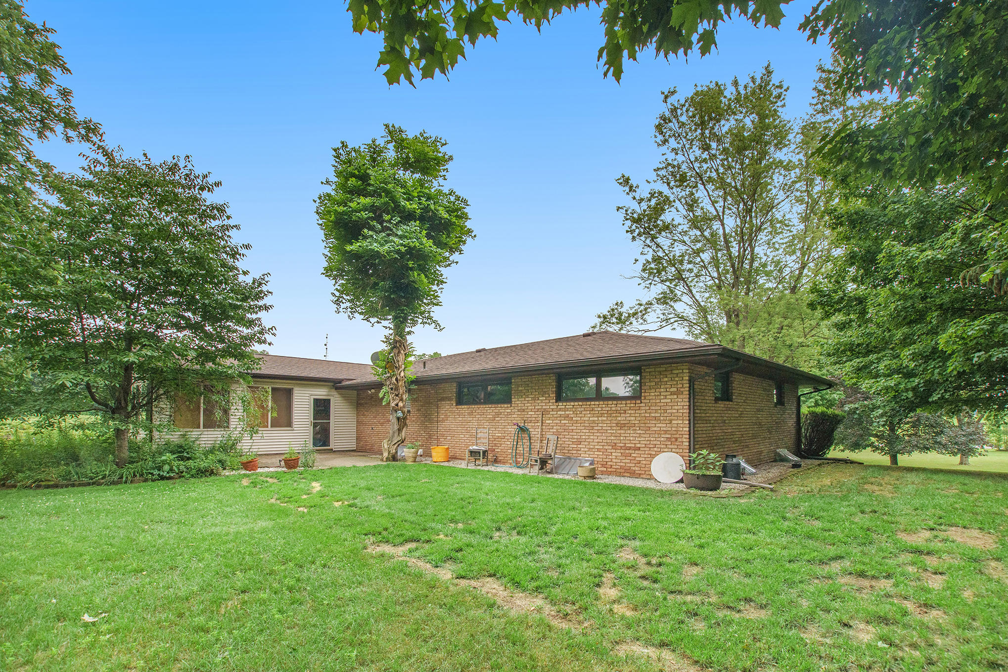 8289 Chapel Road Niles, MI 49120 - Photo 20 of 27 DSC04828