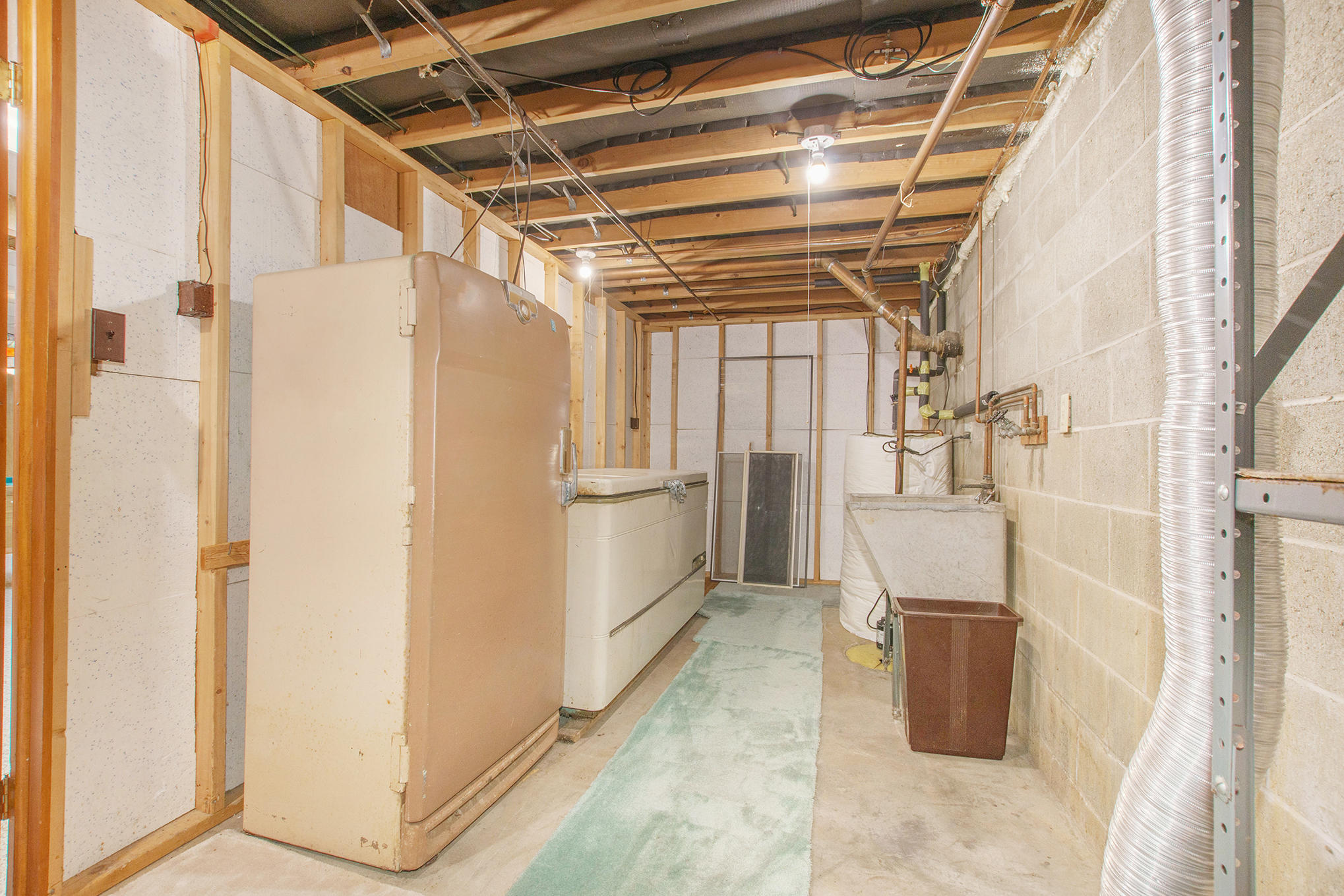 8289 Chapel Road Niles, MI 49120 - Photo 7 of 27 DSC04849
