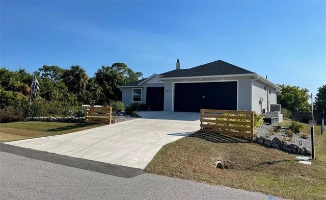 $349,900 | 549 East Tarpon Boulevard Northwest, Port Charlotte, FL 33952