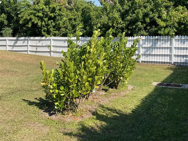 $349,900 | 549 East Tarpon Boulevard Northwest, Port Charlotte, FL 33952