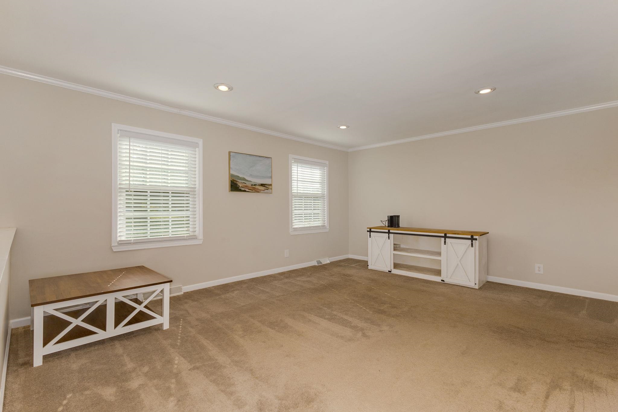 203 Timberlane Road Greer, SC 29651 - Photo 3 of 36 Gallery Image 3