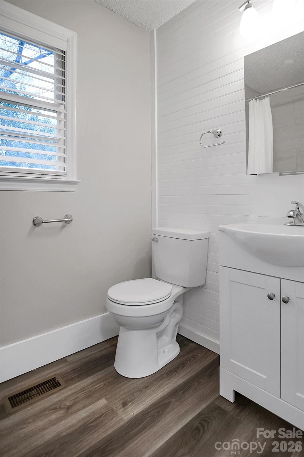 526 Kings Road Shelby, NC 28150 - Photo 15 of 34