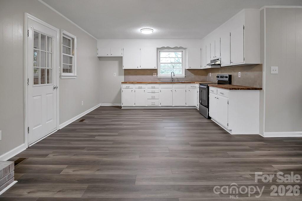 526 Kings Road Shelby, NC 28150 - Photo 9 of 34