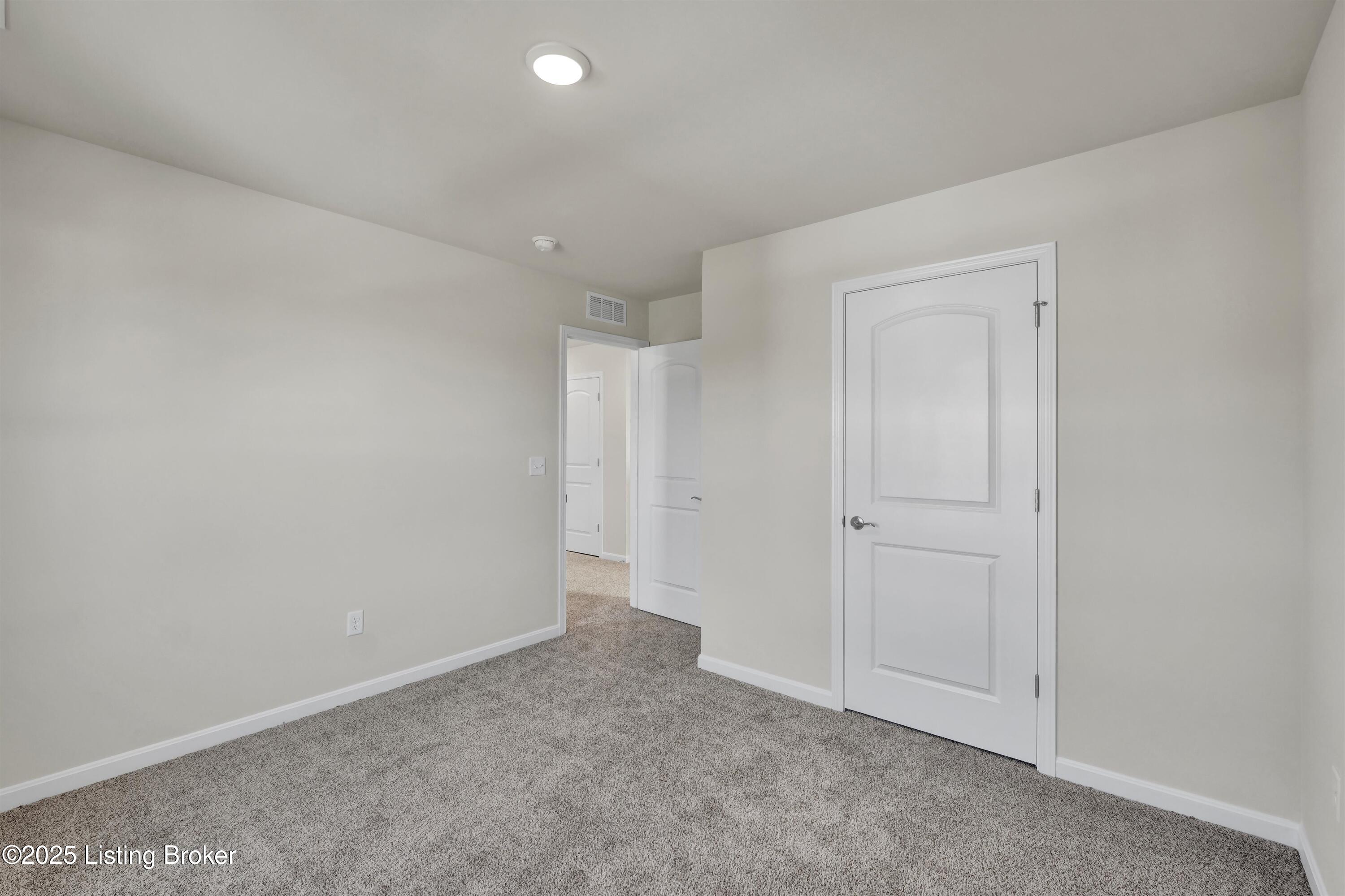 8308 Fairmount Road Louisville, KY 40228 - Photo 32 of 44 Bedroom 1