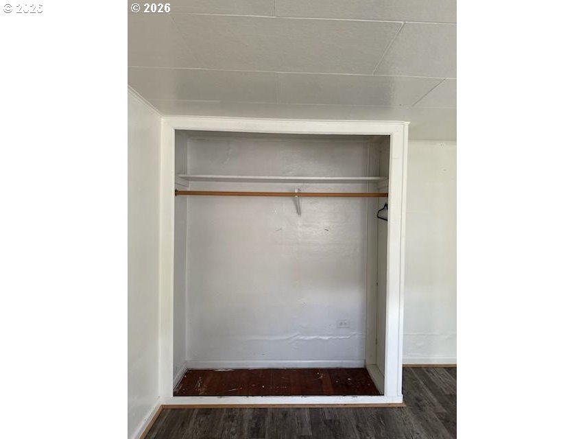 1908 Adams Avenue La Grande, OR 97850 - Photo 5 of 12 a view of walk in closet with window