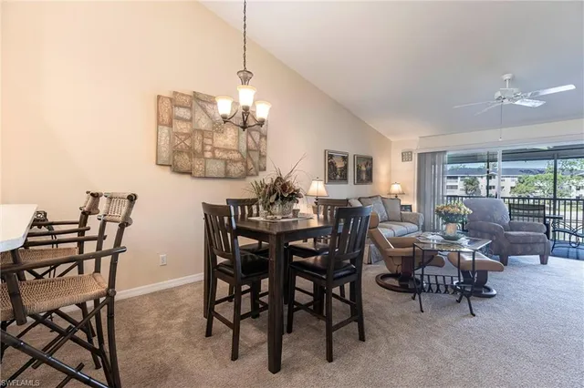 $336,500 | 940 Woodshire Lane, Unit M10, Naples, FL 34105