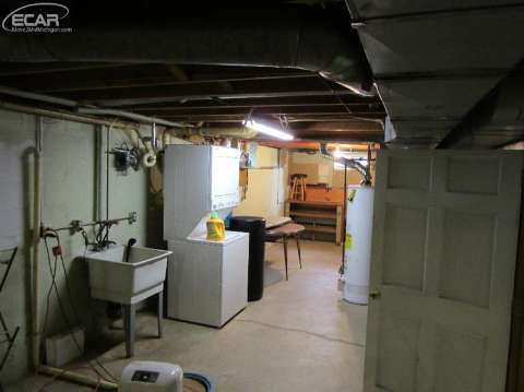 6448 North Bray Road Flint, MI 48505 - Photo 45 of 55 20438834-44.JPG