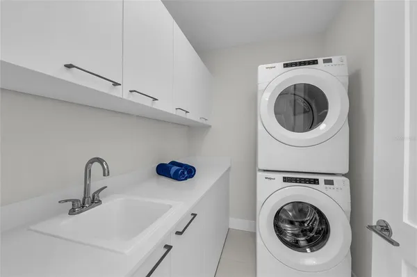 a view of outdoor space yard and patio