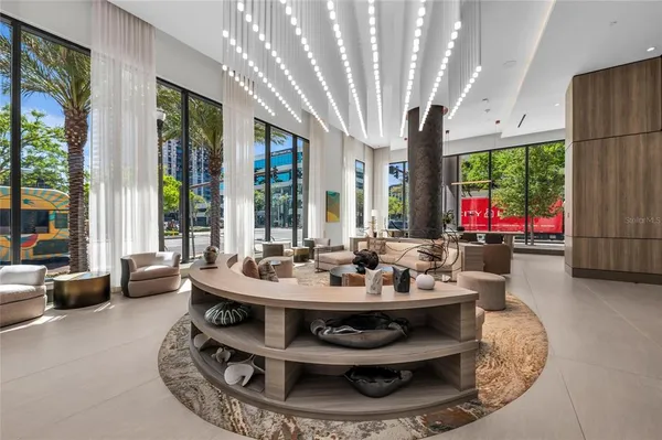 $9,500 | 275 1st Avenue South, Unit 2204, St. Petersburg, FL 33701