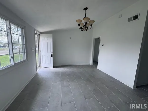 $1,200 | 3001 North Westwood Road, Muncie, IN 47303