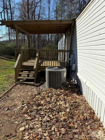 a close view of sink