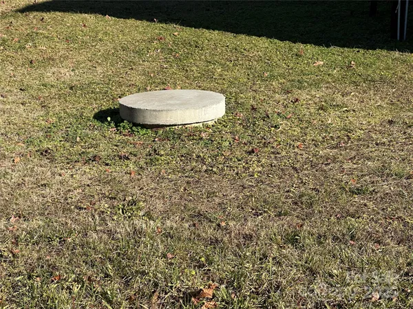 $1,585,000 | 3894 Miller Drive, Newton, NC 28658