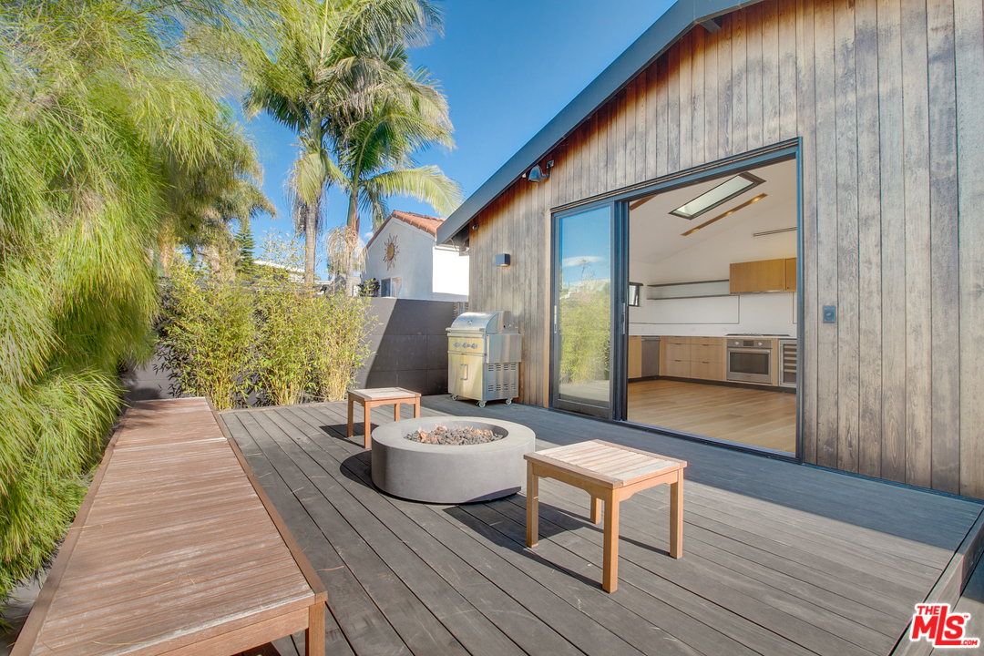 800 7th Avenue Venice, CA 90291 - Photo 13 of 28