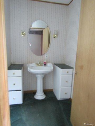 141 North Huron Road Linwood, MI 48634 - Photo 10 of 13 IMG_0166.jpg