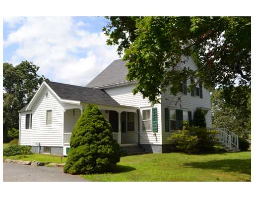 45 Old Harbor Road Little Compton, RI 02837 - Photo 1 of 10 Exterior Front.
