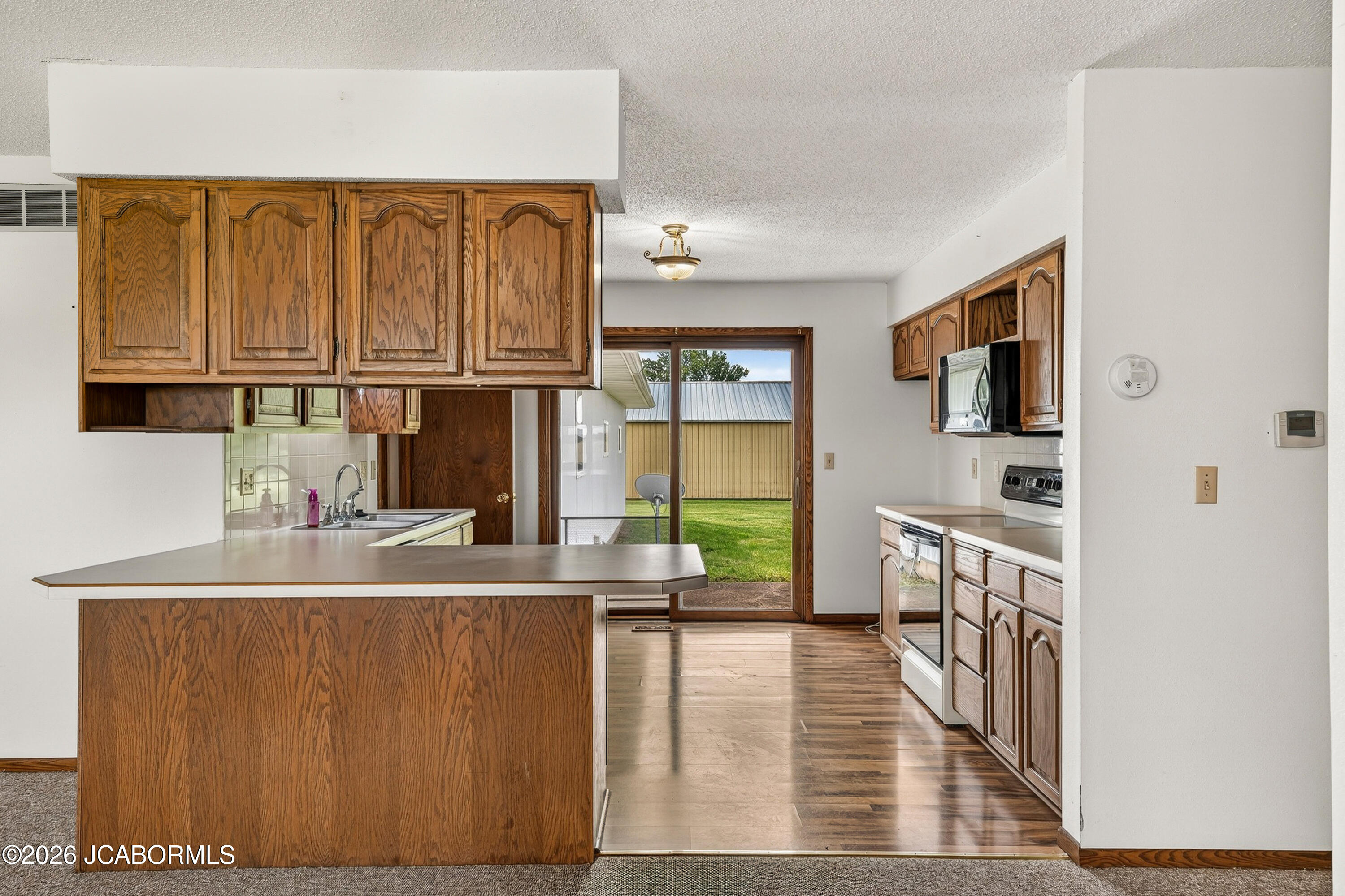 10206 State Rte 52 Versailles, MO 65084 - Photo 8 of 74