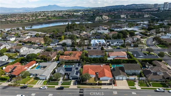 $3,800,000 | 1412 Santiago Drive, Newport Beach, CA 92660