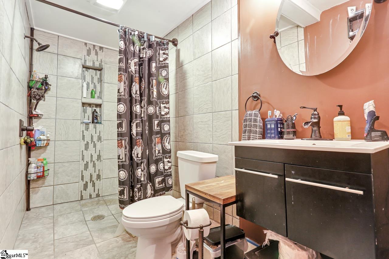 206 Hubert Street Greer, SC 29650 - Photo 14 of 33