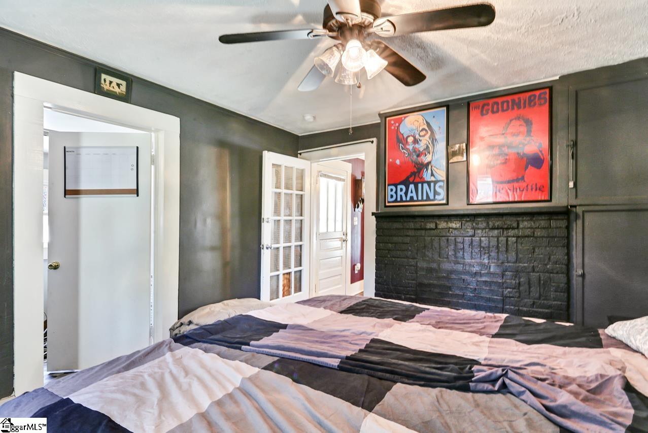 206 Hubert Street Greer, SC 29650 - Photo 17 of 33